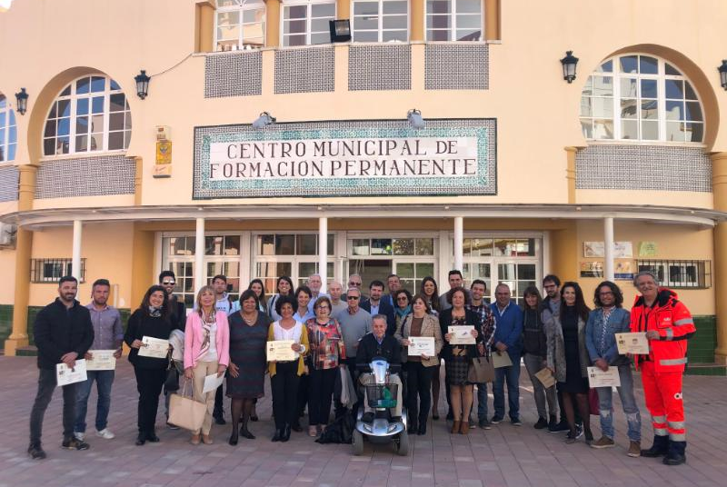 Las Concejalas Alicia Laddaga e Irene Díaz participan en las entregas de los diplomas a los participantes en la Semana de Prevención de la Obesidad.