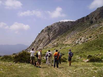 El Grupo Alpino Benalmádena continúa su actividad con el montañismo