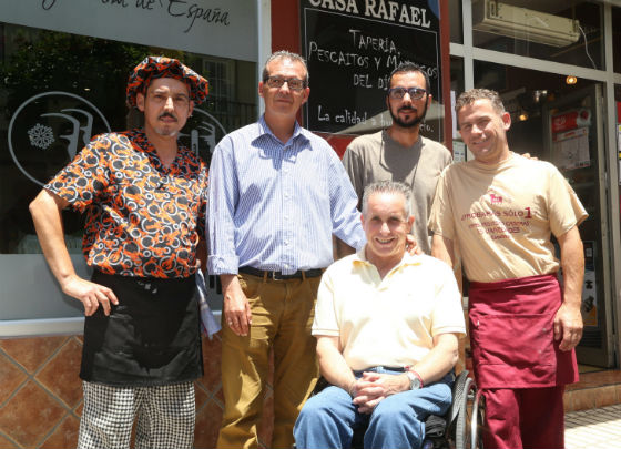 Francisco Salido agradece la colaboración en la realización de la paella de los mayores en la pasada Romería