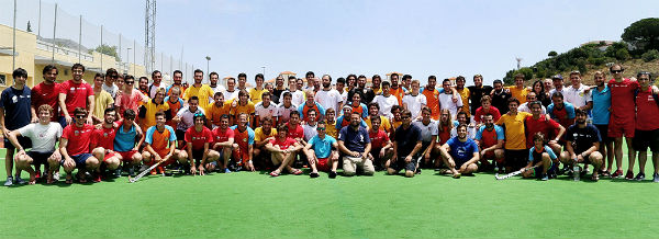 El Club de Hockey de Benalmádena logra el ascenso a División de Honor B