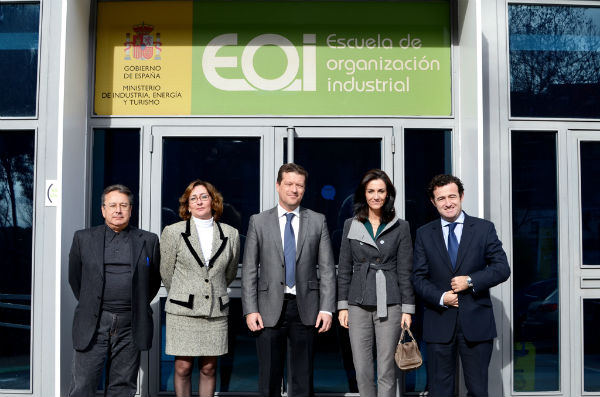 El Ayuntamiento de Benalmádena y la EOI apoyan la competitividad de las empresas y lanzan un programa de Becas