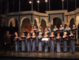 Música coral en el puerto de Benalmádena