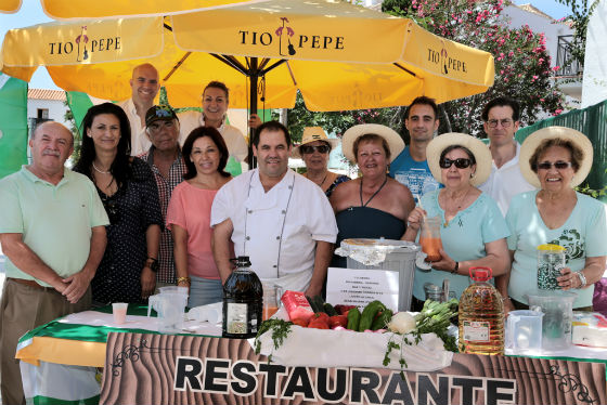 Más de un centenar de personas participan en el Día del Gazpacho Andaluz en el restaurante 'El Parador'