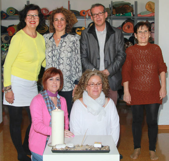 La Asociación 'Sabhasana' impulsa una campaña solidaria de recogida de alimentos para el Comedor Social