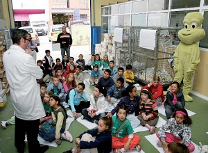 Escolares del Municipio visitan una imprenta