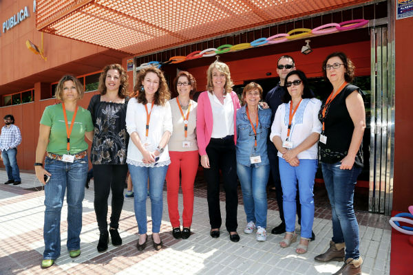 La fiesta de los libros reúne en la biblioteca de Arroyo de la Miel a más de 600 personas