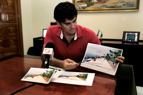 Un total de once empresas optan a la remodelación del paseo marítimo en la zona de Torrequebrada