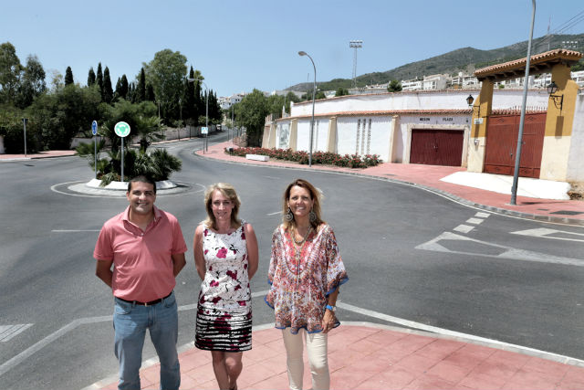 El Ayuntamiento acometerá obras de embellecimiento, mejora y señalización en la rotonda de Arroyo Hondo, que se convertirá en entrada oficial de Benalmádena Pueblo