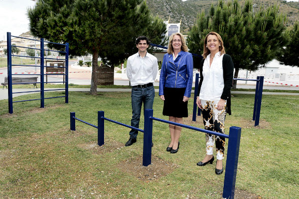 El Ayuntamiento habilita una zona biosaludable para la realización de entrenamientos en Retamar