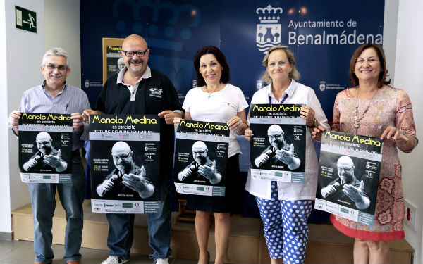 El Auditorio Municipal acogerá el próximo sábado el concierto benéfico 'Voces Prestadas' de Manolo Medina