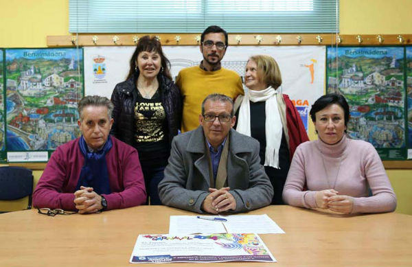 Los mayores del municipio celebran su día grande dentro de las fiestas carnavalescas