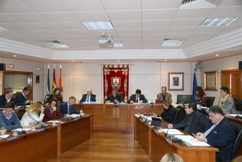 EL PLENO APRUEBA POR UNANIMIDAD APOYAR LAS MEDIDAS TOMADAS POR EMABESA PARA LA DEVOLUCIÓN DEL CANON DE MEJORA “INJUSTAMENTE COBRADO”