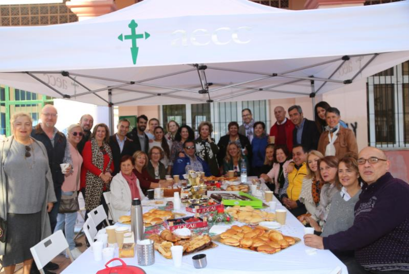 LA AECC CELEBRA UN DESAYUNO EN SU SEDE CON MOTIVO DEL DÍA DEL VOLUNTARIADO