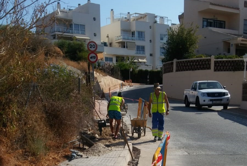 SERVICIOS OPERATIVOS REALIZAN MEJORAS EN LA RED DE ALUMBRADO PÚBLICO
