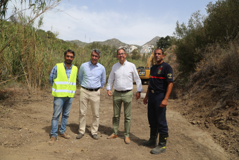 EL AYUNTAMIENTO DE BENALMÁDENA REALIZA LABORES DE PREVENCIÓN EN LAS ZONAS DE MAYOR RIESGO DE INCENDIO