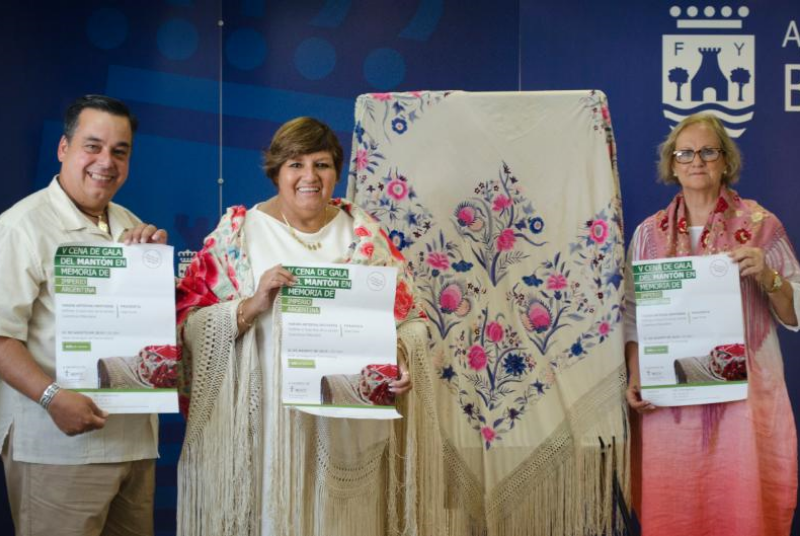 La AECC de Benalmádena y Torremolinos celebra su V Cena de gala del mantón en memoria de Imperio Argentina.