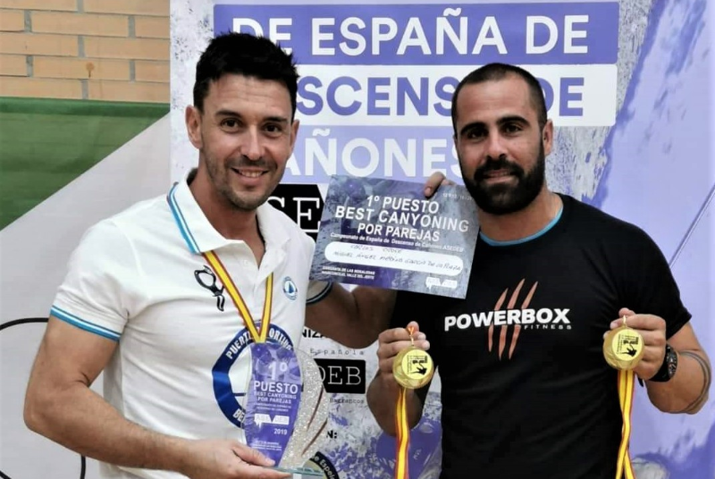MIGUEL ÁNGEL MEDINA, DEPORTISTAS PATROCINADO POR EL PUERTO DEPORTIVO, SE PROCLAMA CAMPEÓN DE ESPAÑA DE DESCENSO DE CAÑONES