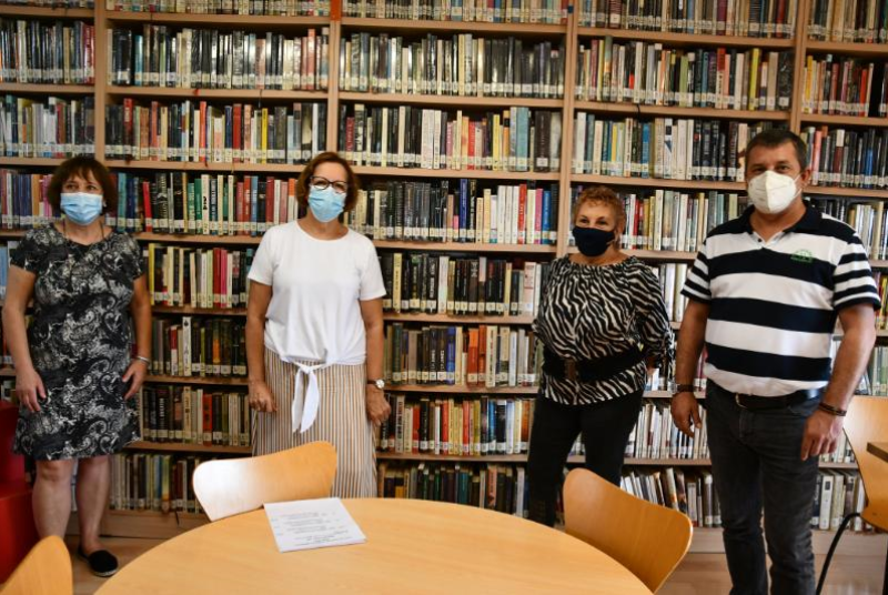 LOS DOS CLUBES DE LECTURA DE LA BIBLIOTECA DE BENALMÁDENA PUEBLO RETOMAN SU ACTIVIDAD