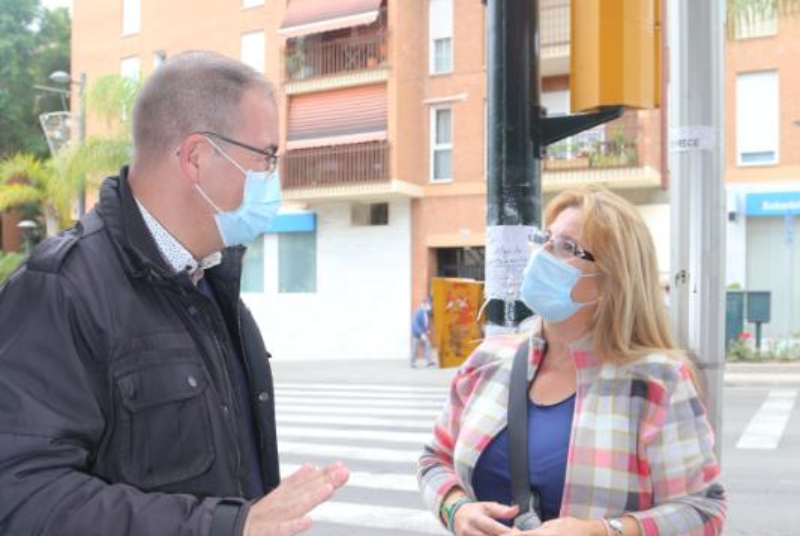 EL AYUNTAMIENTO INSTALA EN ARROYO DE LA MIEL UN NUEVO SEMÁFORO ADAPTADO PARA EL USO DE INVIDENTES