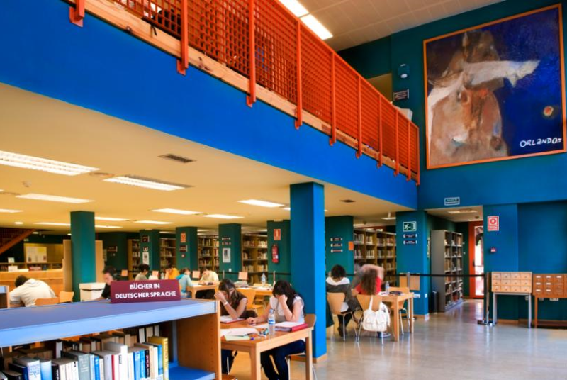 LA BIBLIOTECA PÚBLICA ARROYO DE LA MIEL SE SUMA A LA CELEBRACIÓN DEL DÍA INTERNACIONAL DE LA BIBLIOTECA