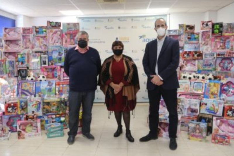 Emabesa incrementa en un 40 % el número de juguetes donados es 2020 a niños en riesgo de exclusión social