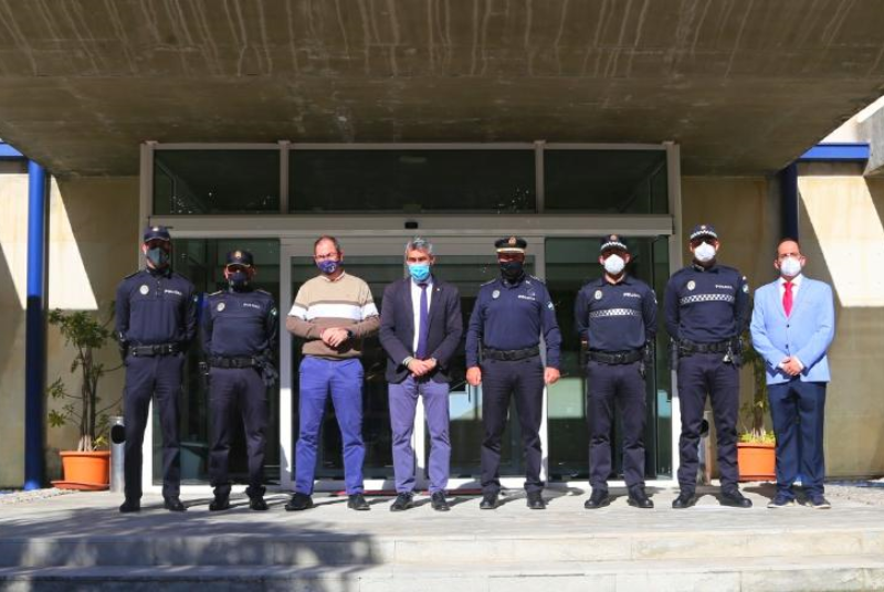 LOS AGENTES DE LA POLICÍA LOCAL DE BENALMÁDENA ESTRENAN HOY SUS NUEVOS UNIFORMES