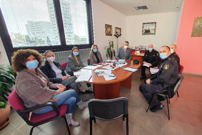 IGUALDAD MANTIENE UNA REUNIÓN DE COORDINACIÓN CON LA UNIDAD DE ATENCIÓN A LA FAMILIA Y MUJER DE LA POLICÍA NACIONAL