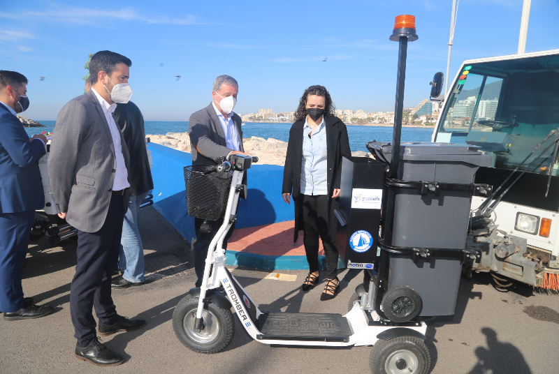 DOS NUEVOS VEHÍCULOS REFORZARÁN LA LIMPIEZA Y GARANTIZARÁN LA SEGURIDAD SANITARIA DEL PUERTO DEPORTIVO
