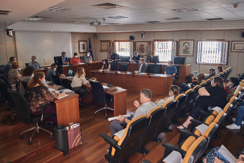 LA COMISIÓN DE ABSENTISMO ESCOLAR CONSTATA UNA REDUCCIÓN DEL NÚMERO DE CASOS DURANTE EL ÚLTIMO AÑO