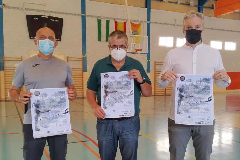 EL POLIDEPORTIVO DE ARROYO DE LA MIEL ACOGERÁ ESTE FIN DE SEMANA EL CAMPEONATO DE ESPAÑA DE BADMINTON 2008 +