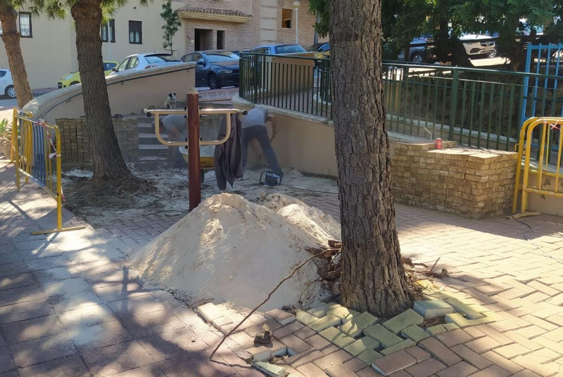 SERVICIOS OPERATIVOS CONTINÚAN CON EL PLAN DE MEJORAS EN EL MUNICIPIO