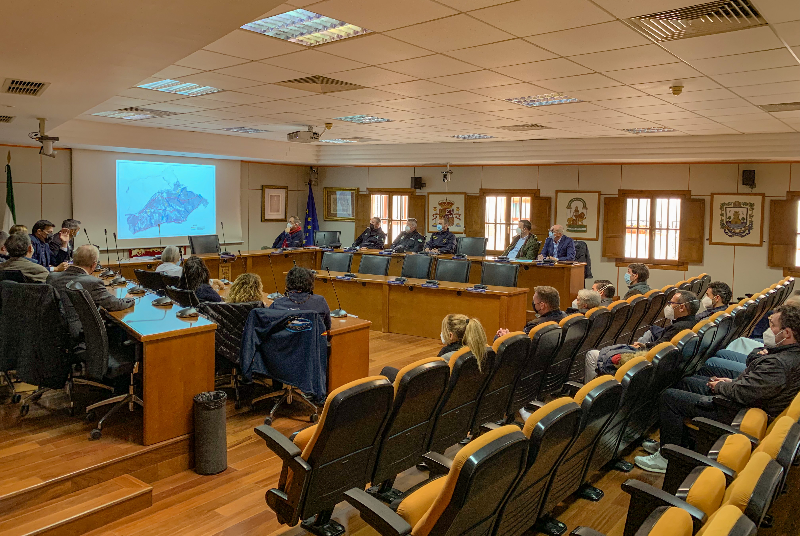 HOTELEROS Y LAS ASOCIACIONES LOCALES DE EMPRESARIOS MUESTRAN SU APOYO AL PROYECTO DE TRANSFORMACIÓN Y MEJORA PARA BENALMÁDENA COSTA