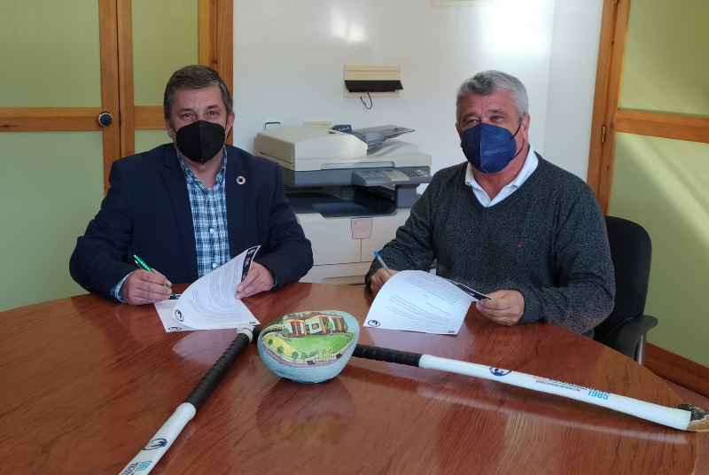 EL AYUNTAMIENTO DE BENALMÁDENA Y EL CLUB HOCKEY BENALMÁDENA FIRMAN UN CONVENIO DE COLABORACIÓN PARA EL FOMENTO DEL DEPORTE Y LA INTEGRACIÓN DE LOS USUARIOS DEL CENTRO OCUPACIONAL