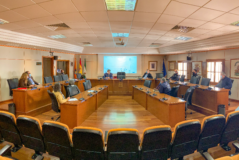 LA MESA TÉCNICA DE MOVILIDAD CELEBRA UNA NUEVA REUNIÓN PARA PLANTEAR MEDIDAS DE CARA AL INICIO DE LA TEMPORADA TURÍSTICA