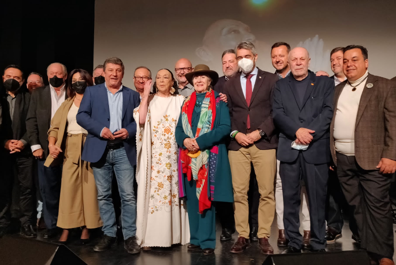 LA CASA DE LA CULTURA ACOGIÓ UN HOMENAJE A LA ARTISTA BETTY MISSIEGO