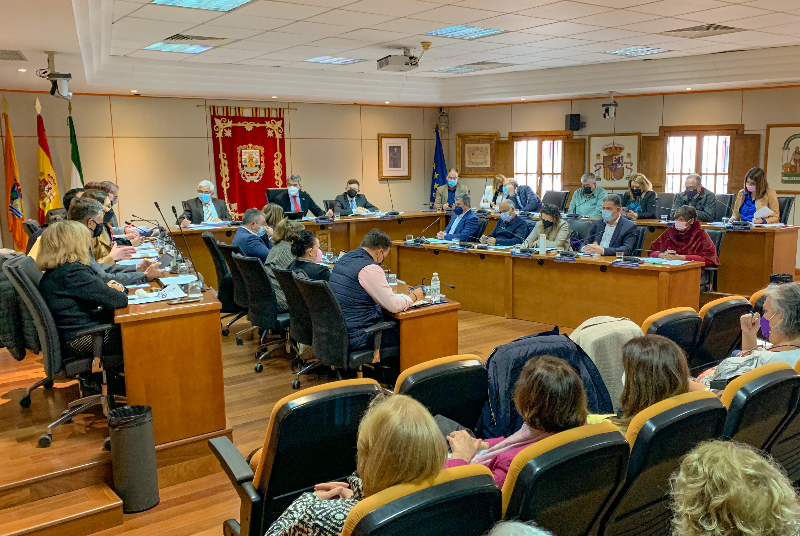 EL AYUNTAMIENTO DE BENALMÁDENA SE SUMA A LA DECLARACIÓN DE LA FEMP DE AGRADECIMIENTO “A EMPLEADOS PÚBLICOS Y CIUDADANÍA” POR SU APORTACIÓN DURANTE LA CRISIS DEL COVID