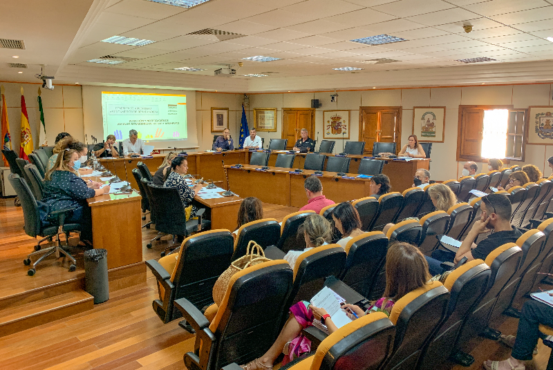 LA COMISIÓN DE ABSENTISMO ESCOLAR HA ATENDIDO 70 CASOS DE MENORES ABSENTISTAS DESDE SU PUESTA EN MARCHA