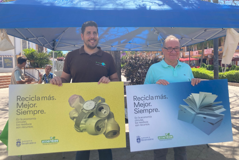BENALMÁDENA PROLONGA LA CELEBRACIÓN DEL DÍA DEL MEDIO AMBIENTE CON UNA MESA INFORMATIVA SOBRE RECICLAJE