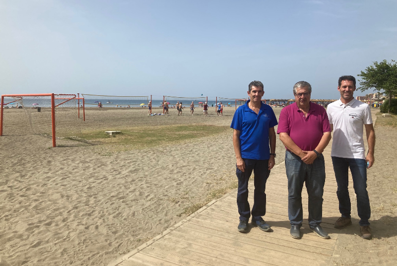 DEPORTES REALIZA UNA PUESTA A PUNTO DE LA ZONA DEPORTIVA DE LA PLAYA DE MALAPESQUERA