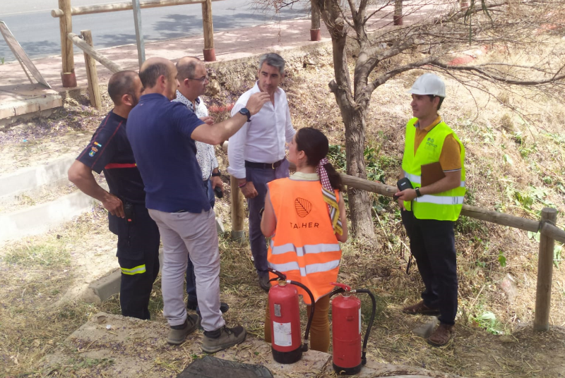 EL AYUNTAMIENTO REALIZA TRABAJOS DE PREVENCIÓN DE INCENDIOS EN ZONAS DE POSIBLE RIESGO 
