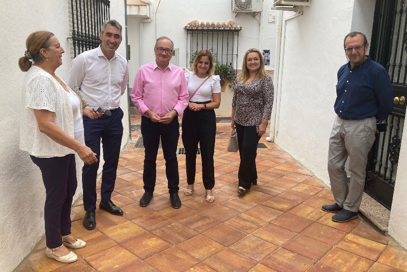 EL AYUNTAMIENTO CULMINA LA REMODELACIÓN DEL ENTORNO DEL CERRO TRAS FINALIZAR LAS OBRAS DEL PASAJE DEL POTRO