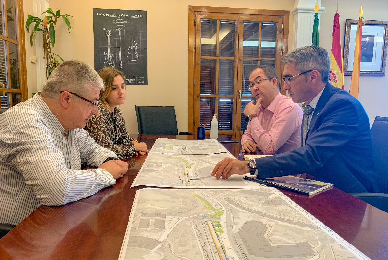 EL EQUIPO DE GOBIERNO TRABAJA EN LA MODIFICACIÓN URBANÍSTICA PARA LA CREACIÓN DE UNA NUEVA PARADA DEL CERCANÍAS EN NUEVA TORREQUEBRADA