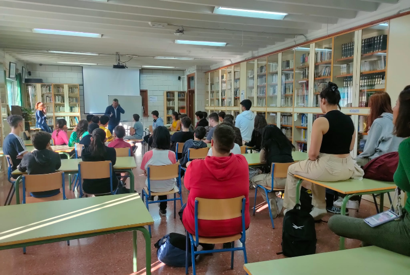 BENALMÁDENA CELEBRA EL DÍA DEL ESTUDIANTE