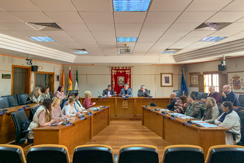 LA COMISIÓN SOBRE DISCAPACIDAD DE BENALMÁDENA CELEBRA SU PRIMERA REUNIÓN PARA ATENDER LAS NECESIDADES DE ESTE COLECTIVO