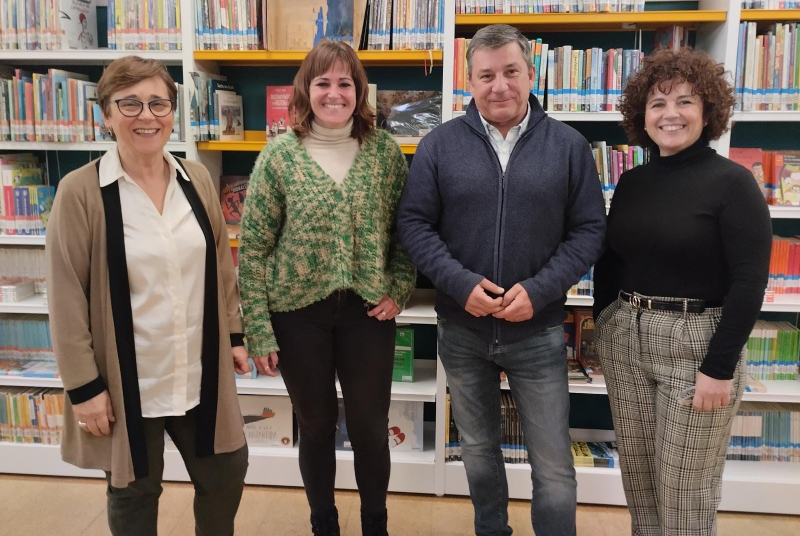 LA BIBLIOTECA ARROYO DE LA MIEL REABRE SU SALA INFANTIL Y JUVENIL CON NUEVO MOBILIARIO