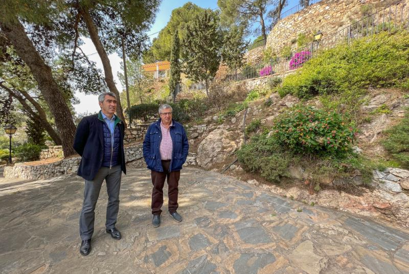 BENALMÁDENA AFRONTA LA RESTAURACIÓN Y MEJORA DE LOS JARDINES DEL MURO 