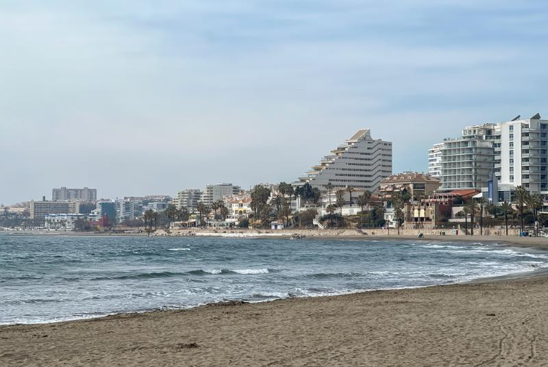 LAS PLAYAS DE TORREBERMEJA Y LAS GAVIOTAS SE CERRARÁN A PARTIR DEL LUNES 20 POR LAS OBRAS DE AMPLIACIÓN DEL DIQUE