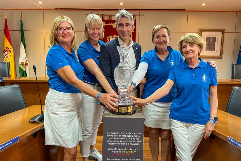 LA SOLHEIM CUP DE GOLF FEMENINO VISITA EL AYUNTAMIENTO DE BENALMÁDENA 