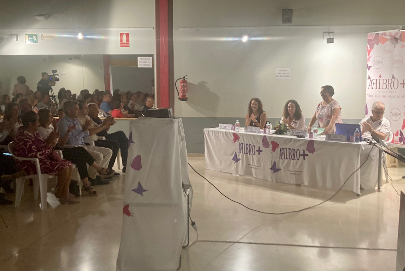 EL ALCALDE VÍCTOR NAVAS ASISTE A LAS II JORNADAS DE FIBROMIALGIA Y SÍNDROME DE FATIGA CRÓNICA