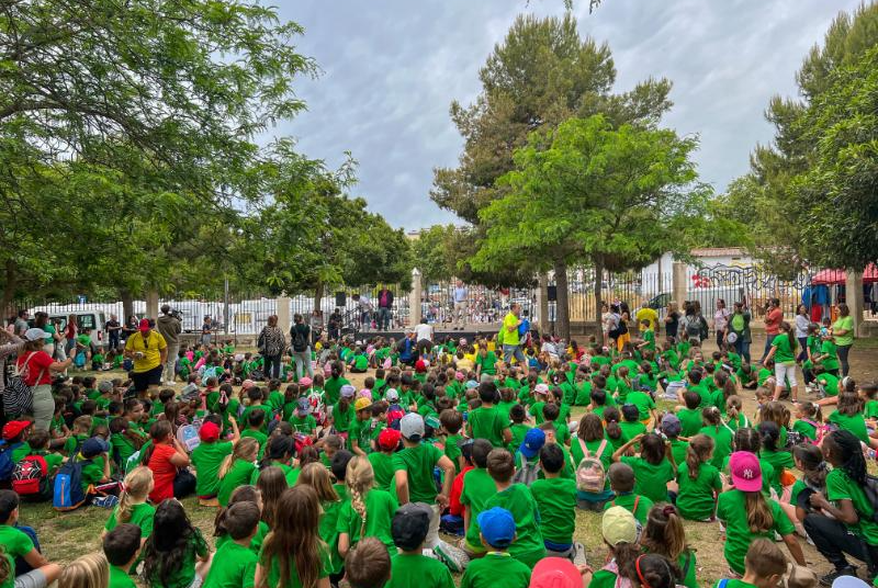 MÁS DE 700 ESCOLARES DE BENALMÁDENA CELEBRAN LA FIESTA DEL RECICLAJE EN EL PARQUE DE LA PALOMA